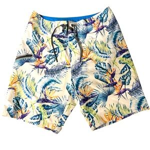 💙🌴TOMMY BAHAMA Tropical Print Men's Swim Board Shorts size 30. Perfect!